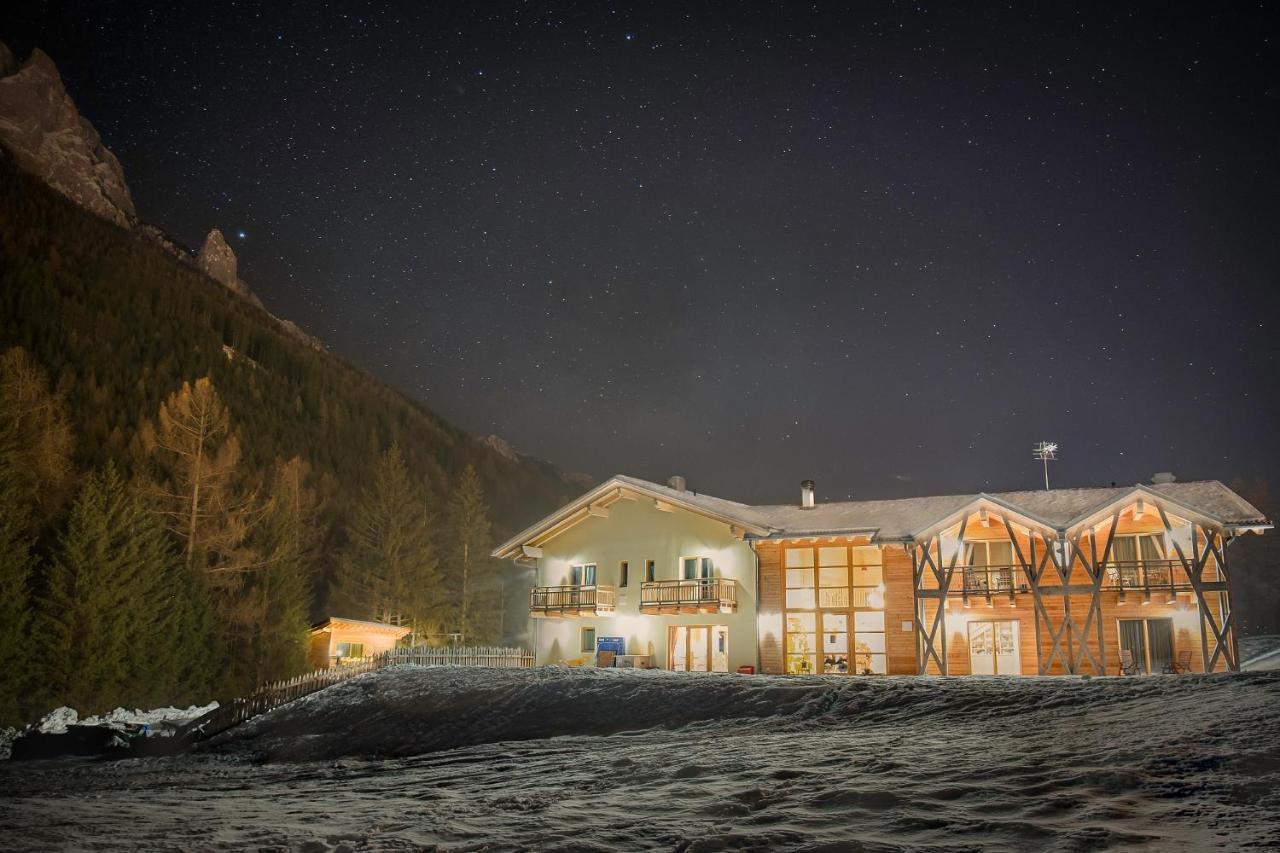 Eco-Green Fiores Agriturismo Vigo di Fassa Ngoại thất bức ảnh